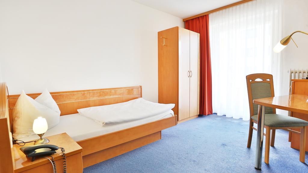 Hotel Europa Pforzheim Exteriör bild